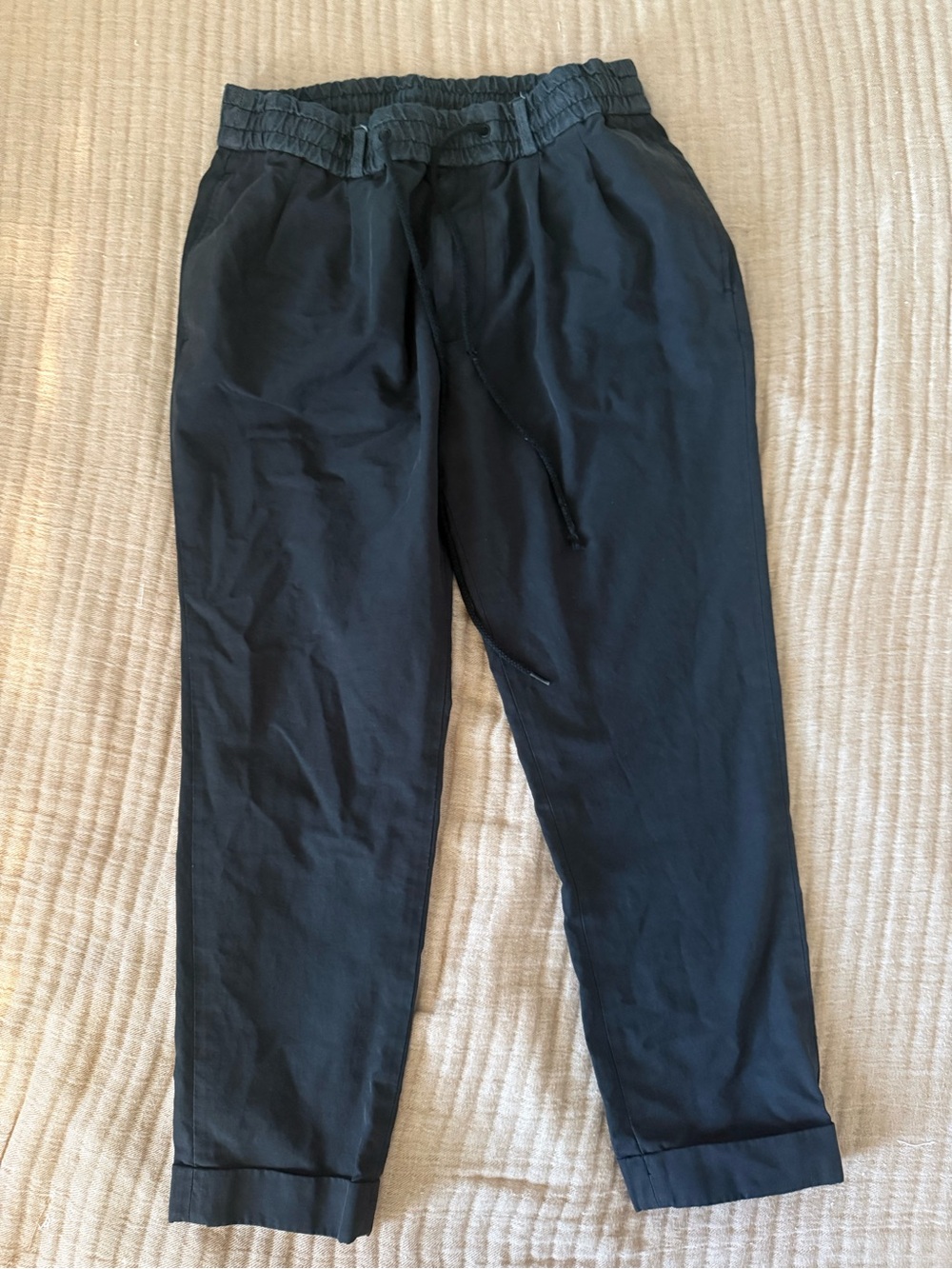 Women's Black Elastic-Waist Jogger Pants